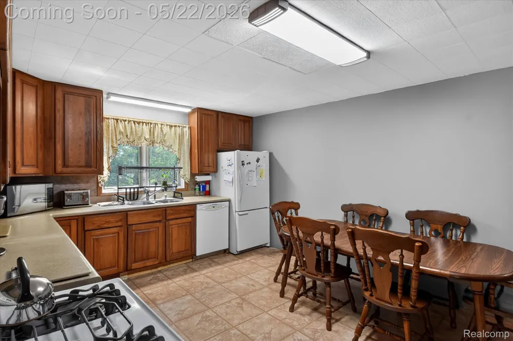 3660 Keewahdin Road Fort Gratiot Charter Township, MI 48059