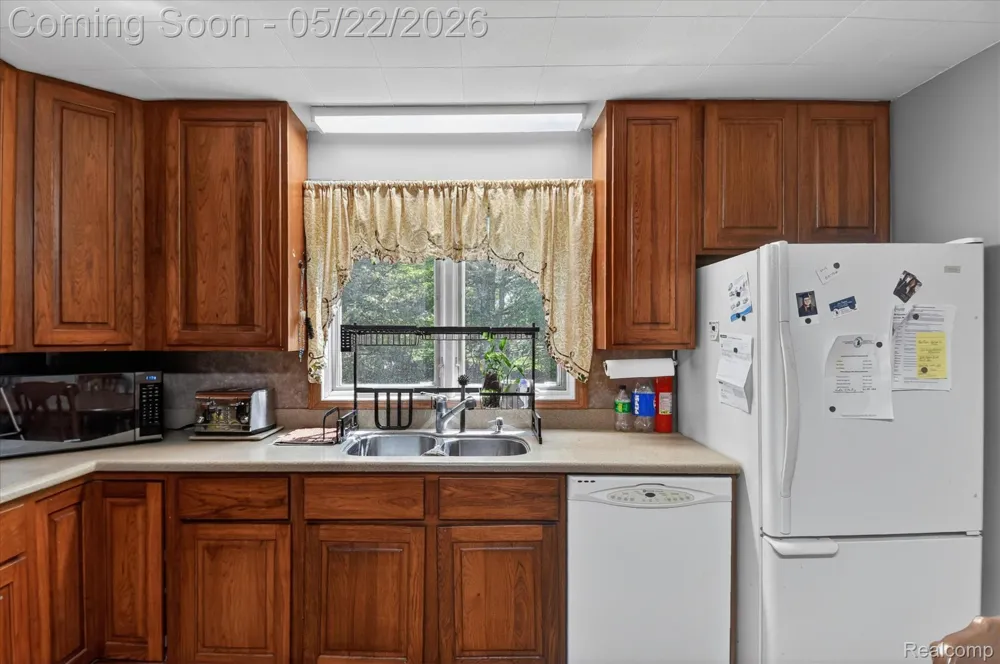 3660 Keewahdin Road Fort Gratiot Charter Township, MI 48059