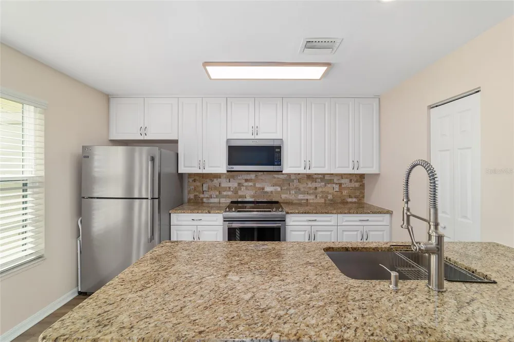 1701 SE 24TH ROAD #102 ocala, FL 34471