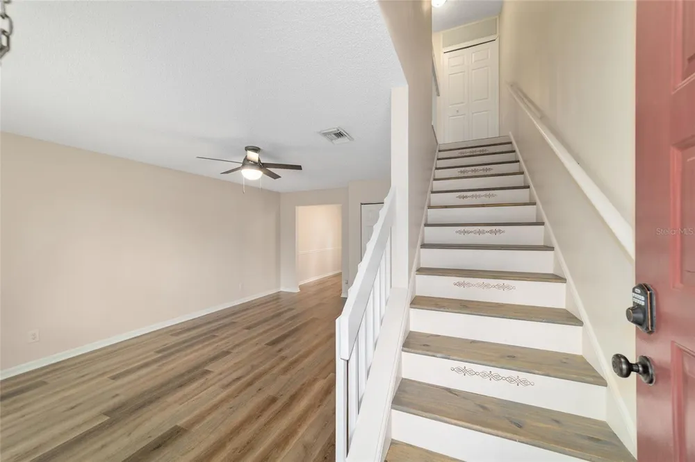 1701 SE 24TH ROAD #102 ocala, FL 34471