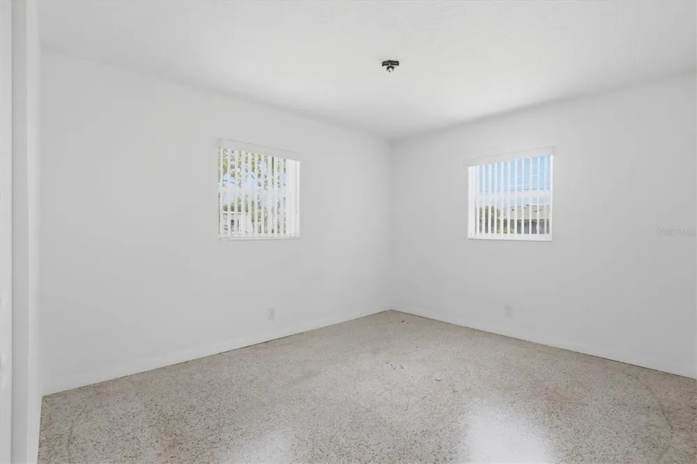 721 BAYSHORE DRIVE Tarpon Springs, FL 34689