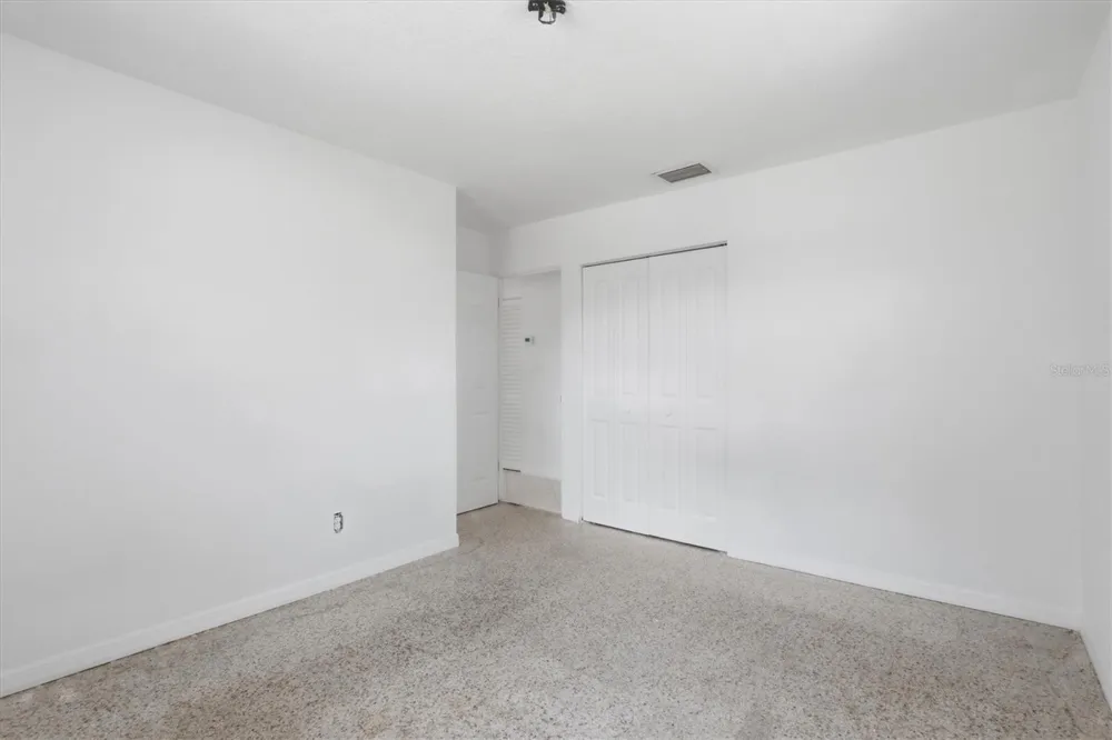 721 BAYSHORE DRIVE Tarpon Springs, FL 34689