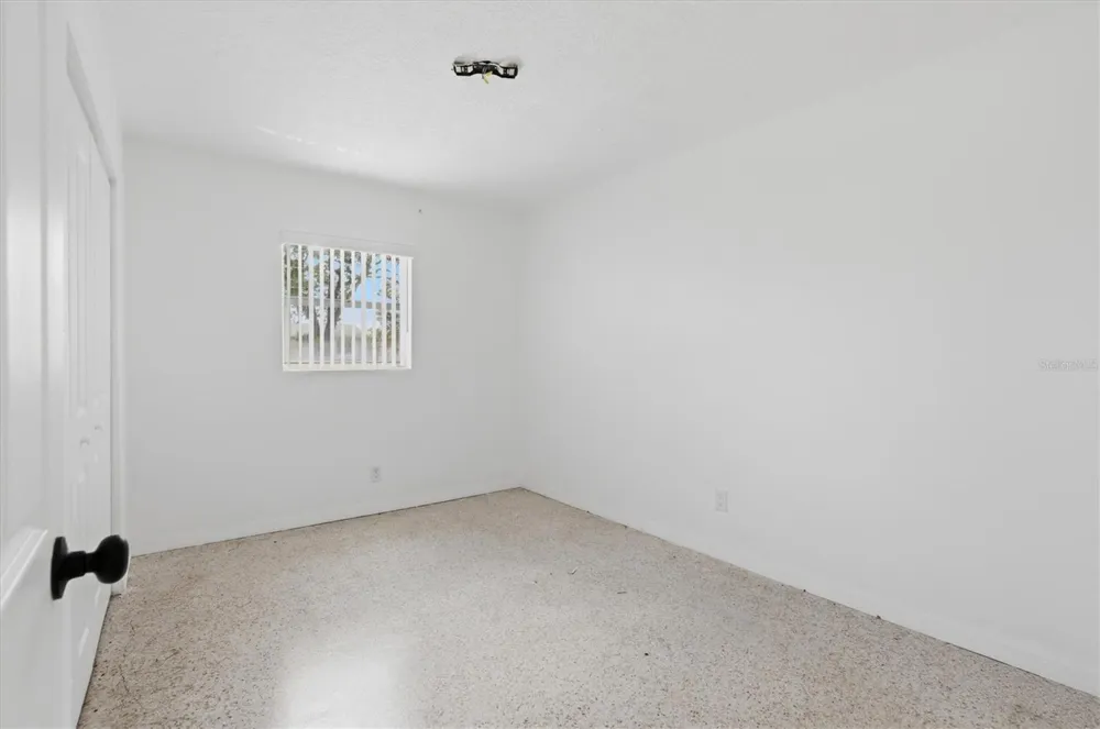 721 BAYSHORE DRIVE Tarpon Springs, FL 34689