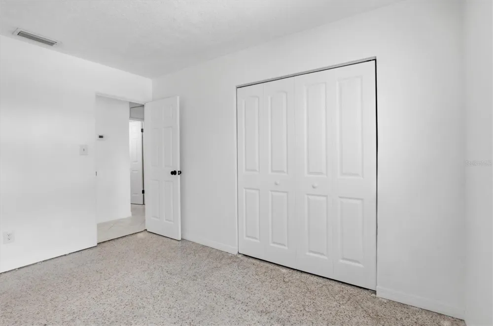 721 BAYSHORE DRIVE Tarpon Springs, FL 34689