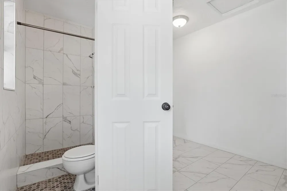 721 BAYSHORE DRIVE Tarpon Springs, FL 34689