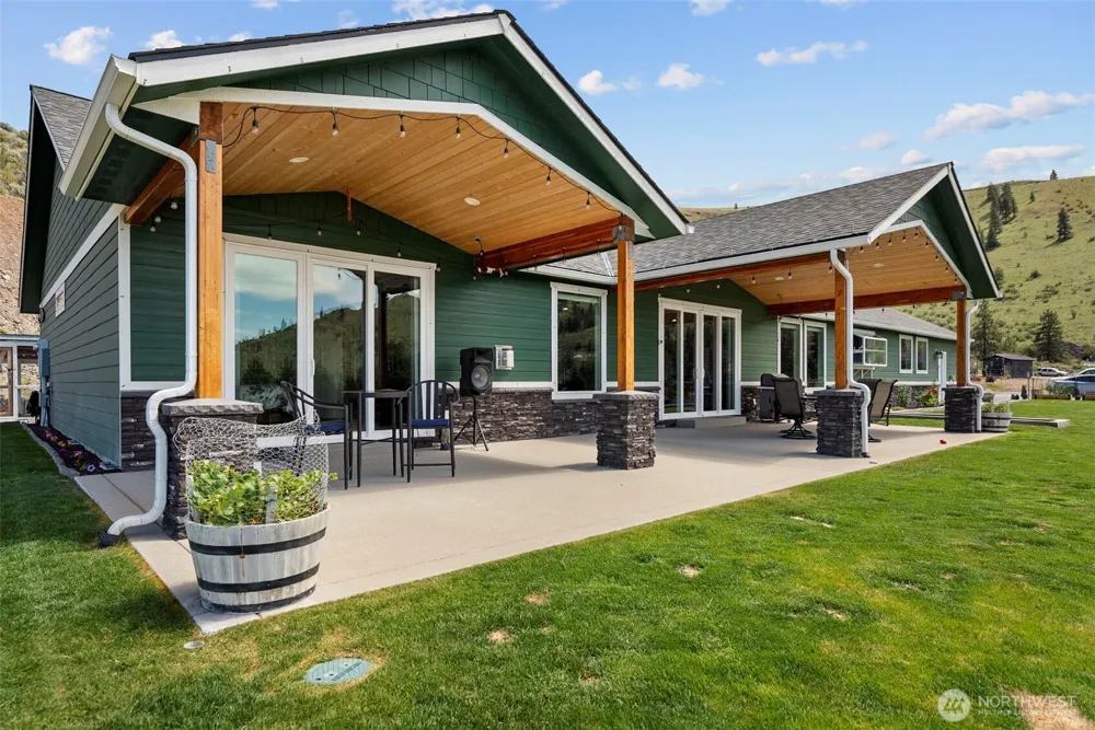 26 Corral Creek Drive Orondo, WA 98843