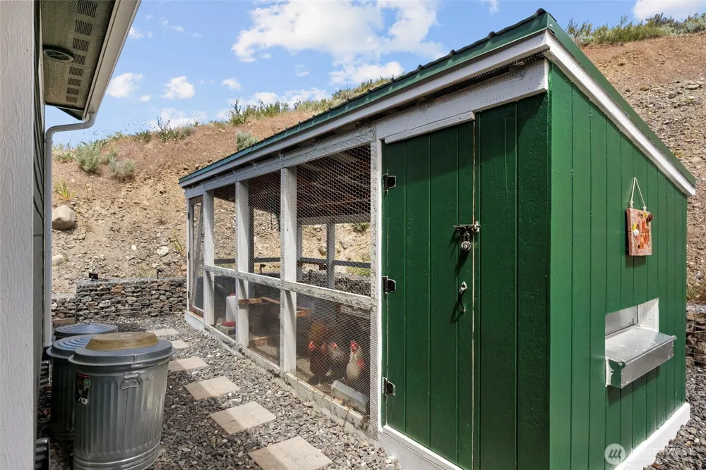 26 Corral Creek Drive Orondo, WA 98843