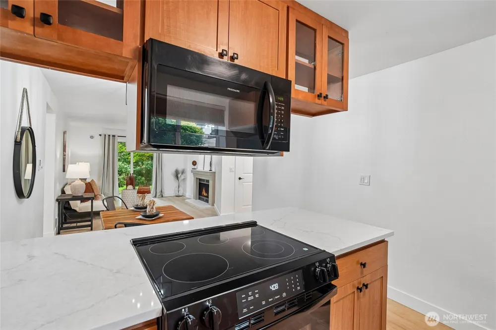 14210 NE 181st Place #M103 Woodinville, WA 98072