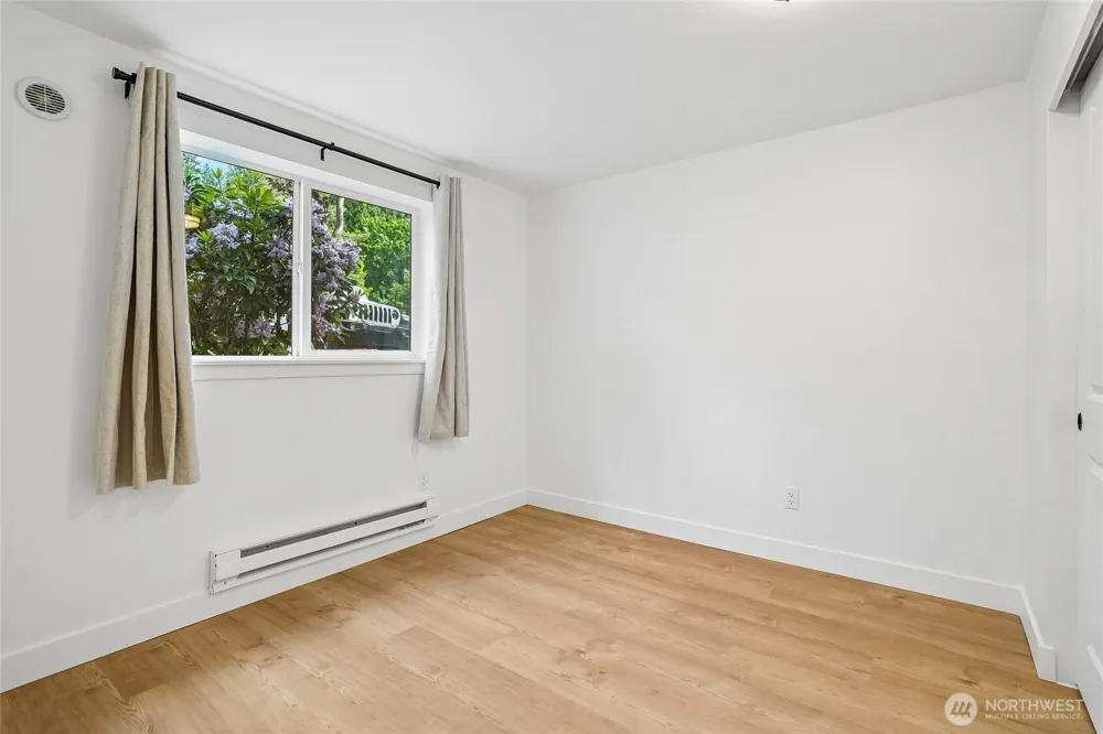 14210 NE 181st Place #M103 Woodinville, WA 98072