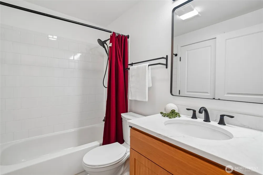 14210 NE 181st Place #M103 Woodinville, WA 98072