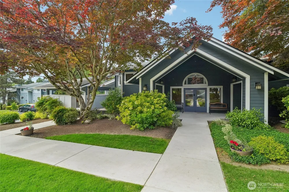 14210 NE 181st Place #M103 Woodinville, WA 98072