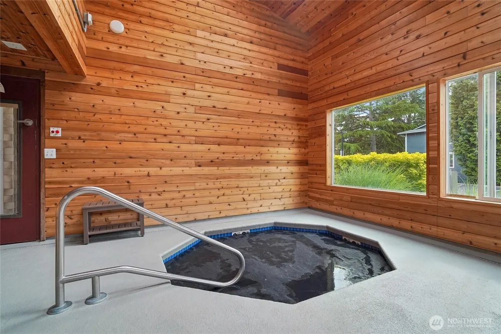 14210 NE 181st Place #M103 Woodinville, WA 98072