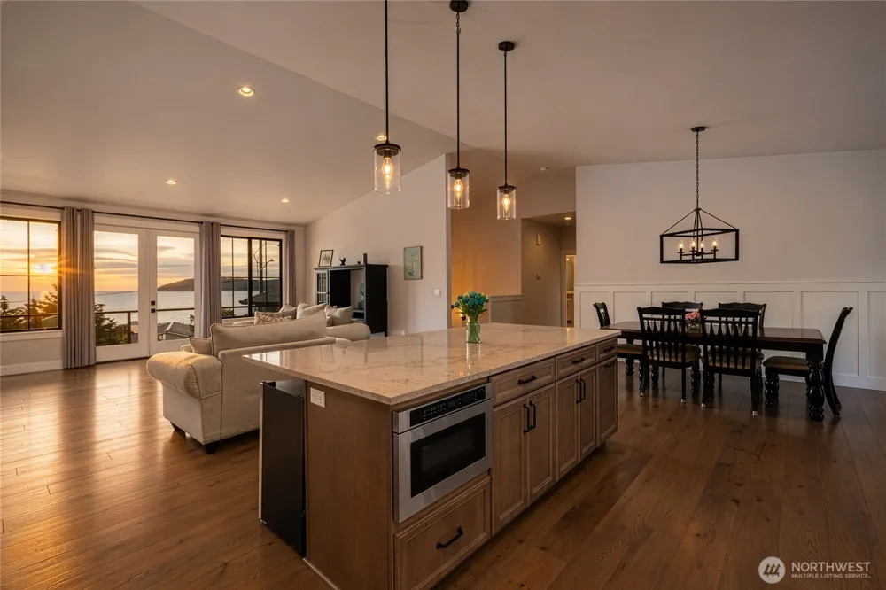 4616 Anaco Beach Road Anacortes, WA 98221