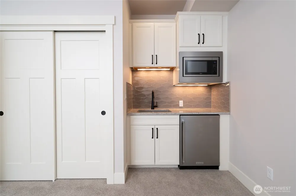 4616 Anaco Beach Road Anacortes, WA 98221