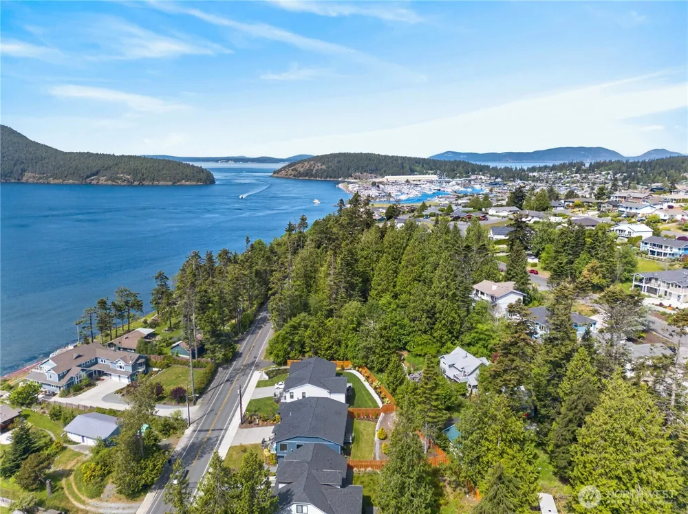 4616 Anaco Beach Road Anacortes, WA 98221