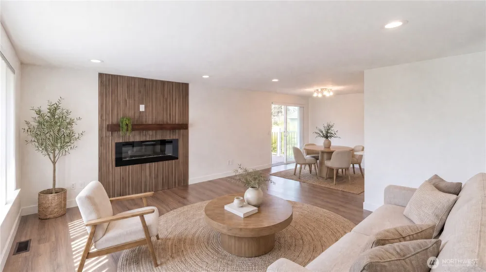 20915 80th Place W Edmonds, WA 98026
