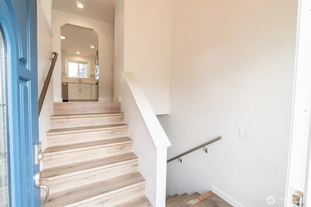 20915 80th Place W Edmonds, WA 98026