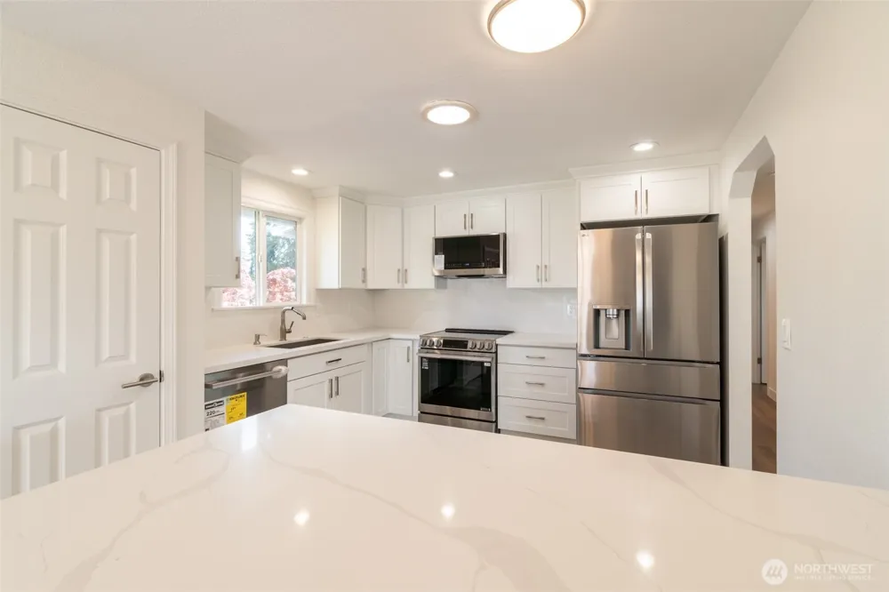 20915 80th Place W Edmonds, WA 98026