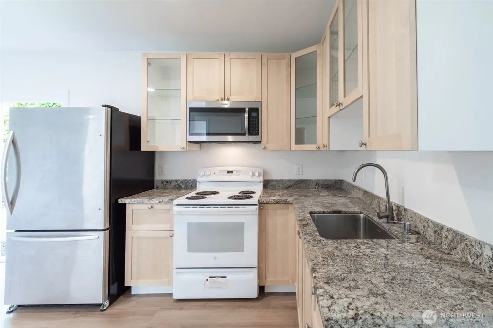 20915 80th Place W Edmonds, WA 98026