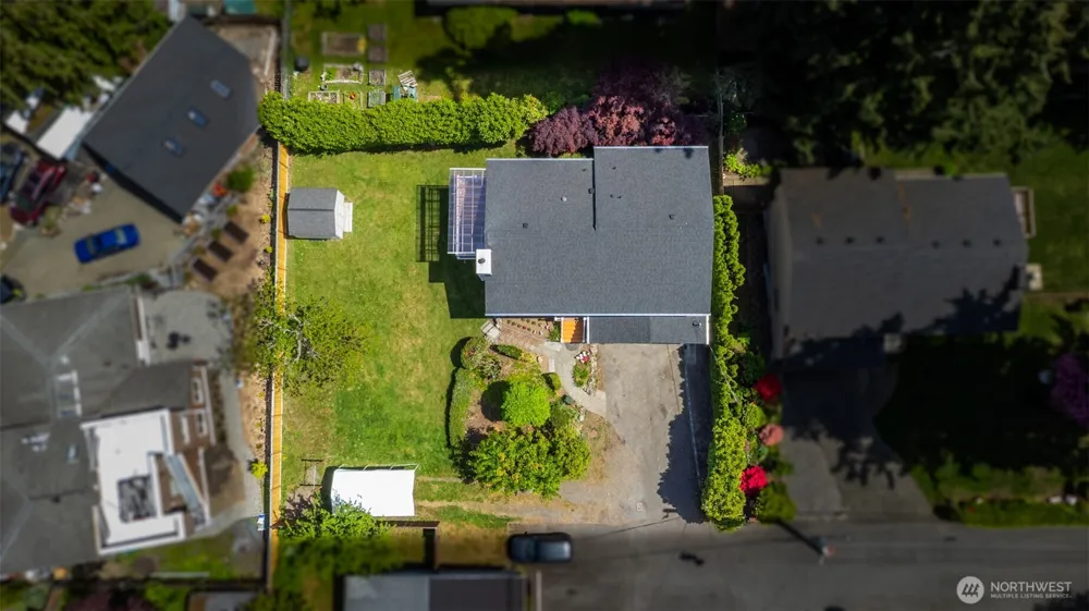 20915 80th Place W Edmonds, WA 98026