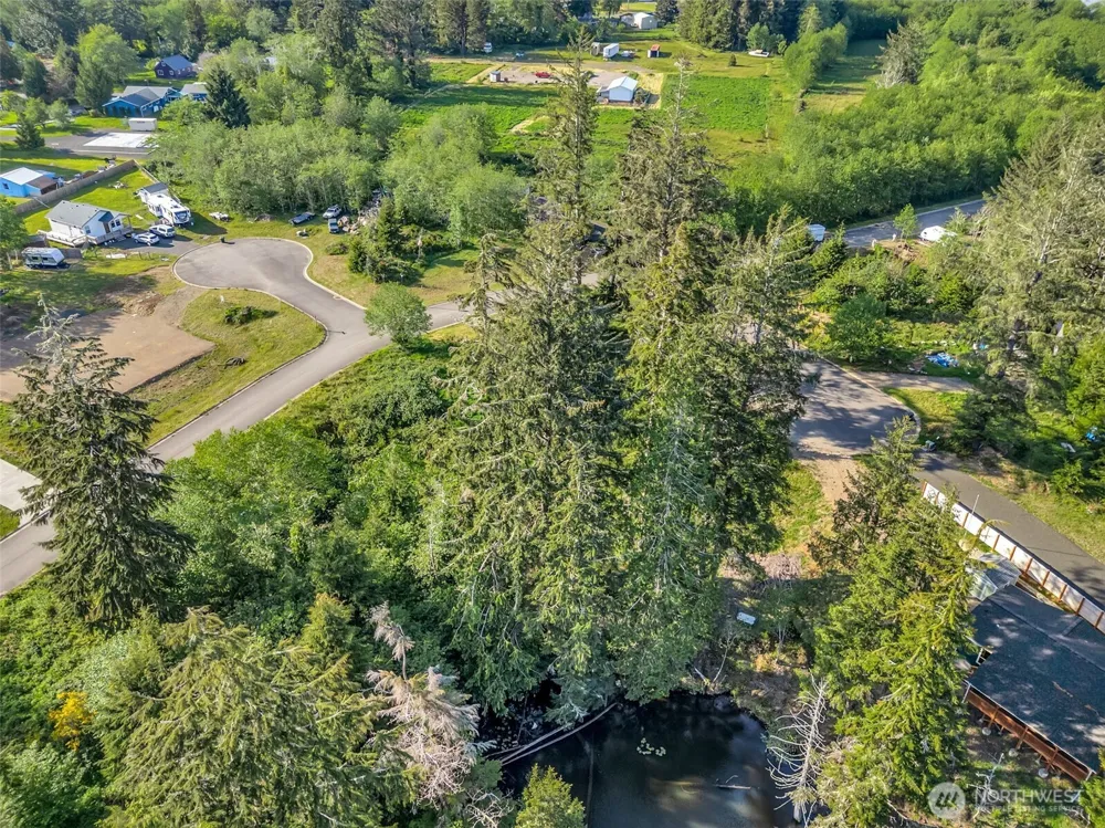 10 Sunrise Lane South Bend, WA 98586