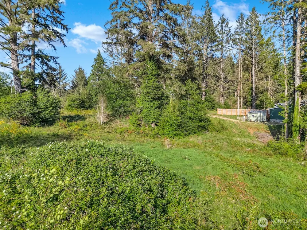10 Sunrise Lane South Bend, WA 98586