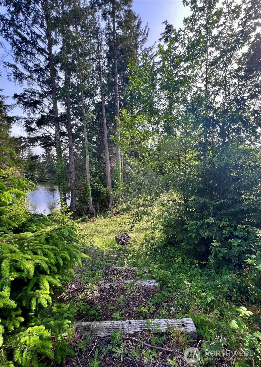 10 Sunrise Lane South Bend, WA 98586