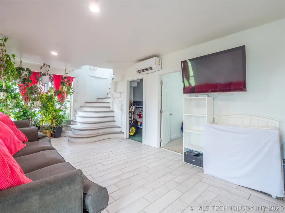 978 E Camp McAlester, OK 74501
