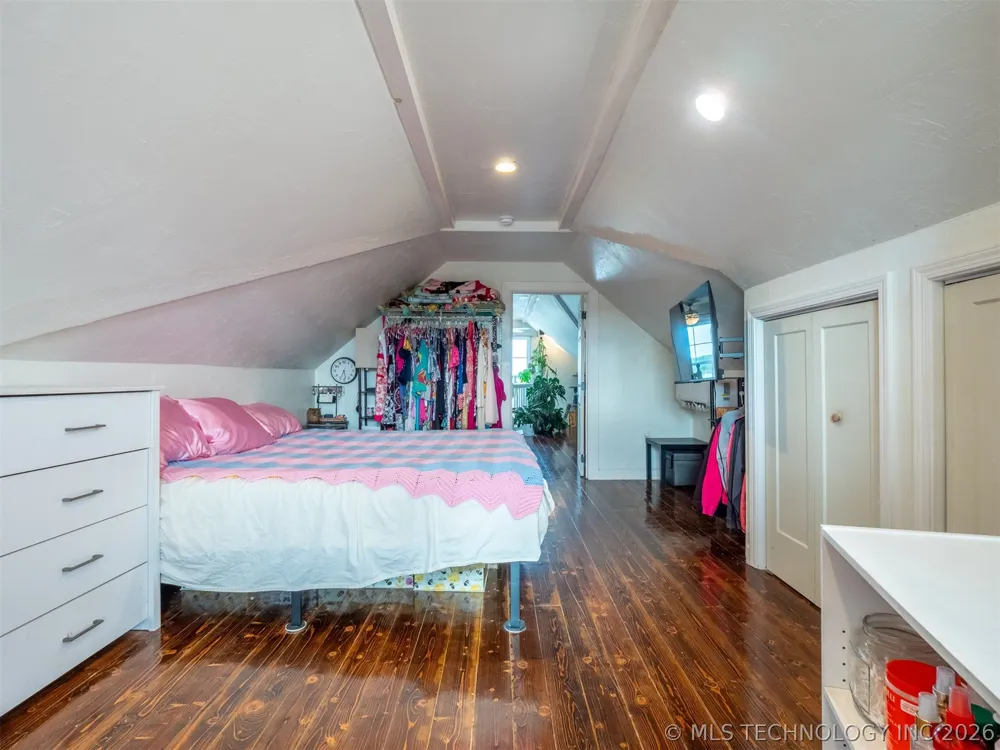978 E Camp McAlester, OK 74501