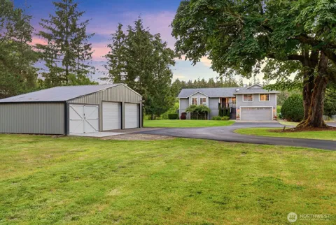 3004 Blue Heron Drive