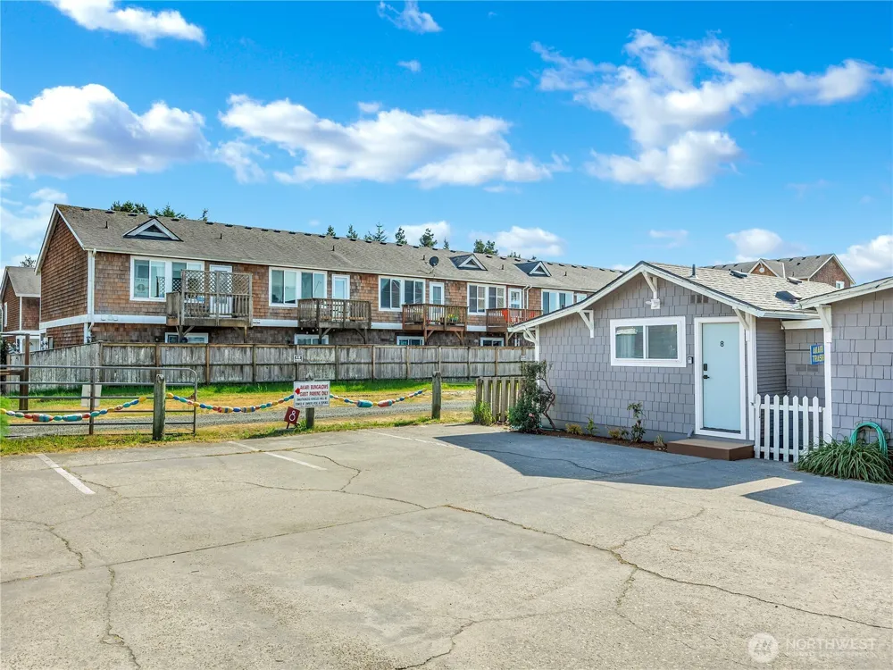 105 Ocean Beach Boulevard S #8 Long Beach, WA 98631
