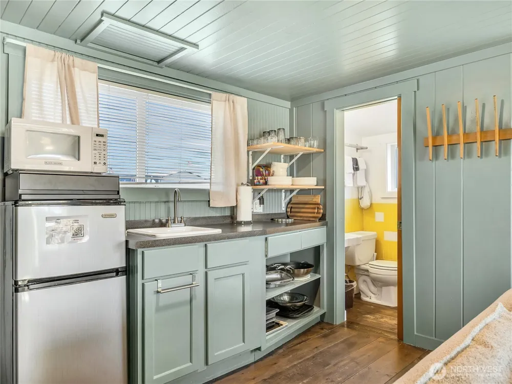 105 Ocean Beach Boulevard S #8 Long Beach, WA 98631