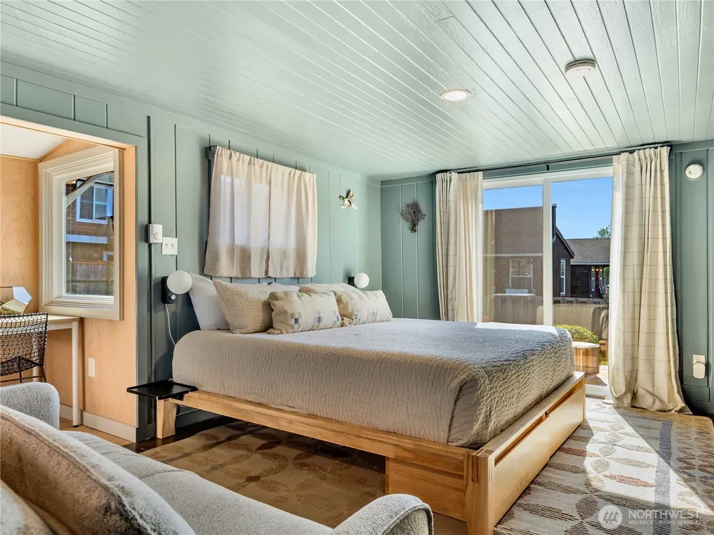 105 Ocean Beach Boulevard S #8 Long Beach, WA 98631