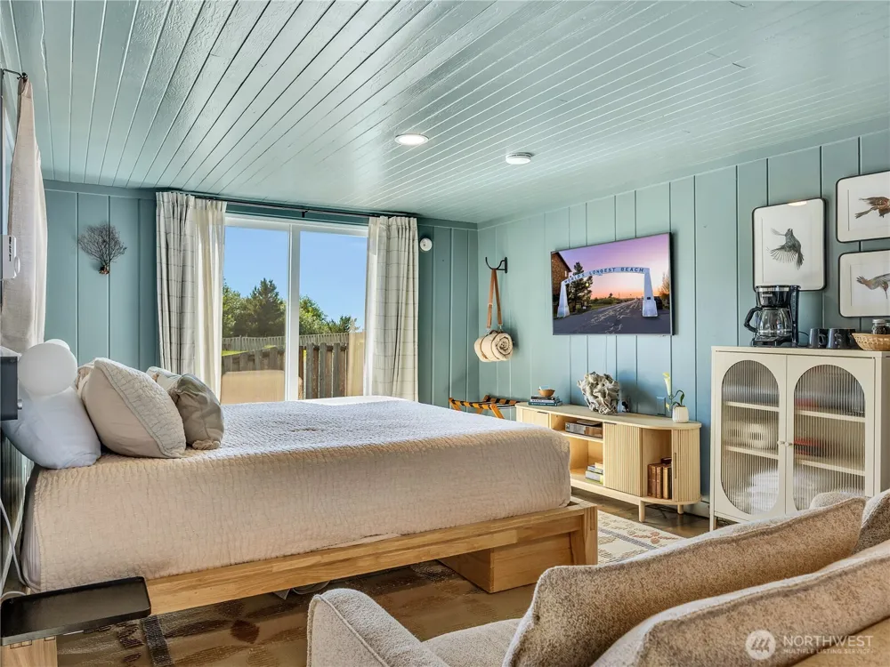 105 Ocean Beach Boulevard S #8 Long Beach, WA 98631
