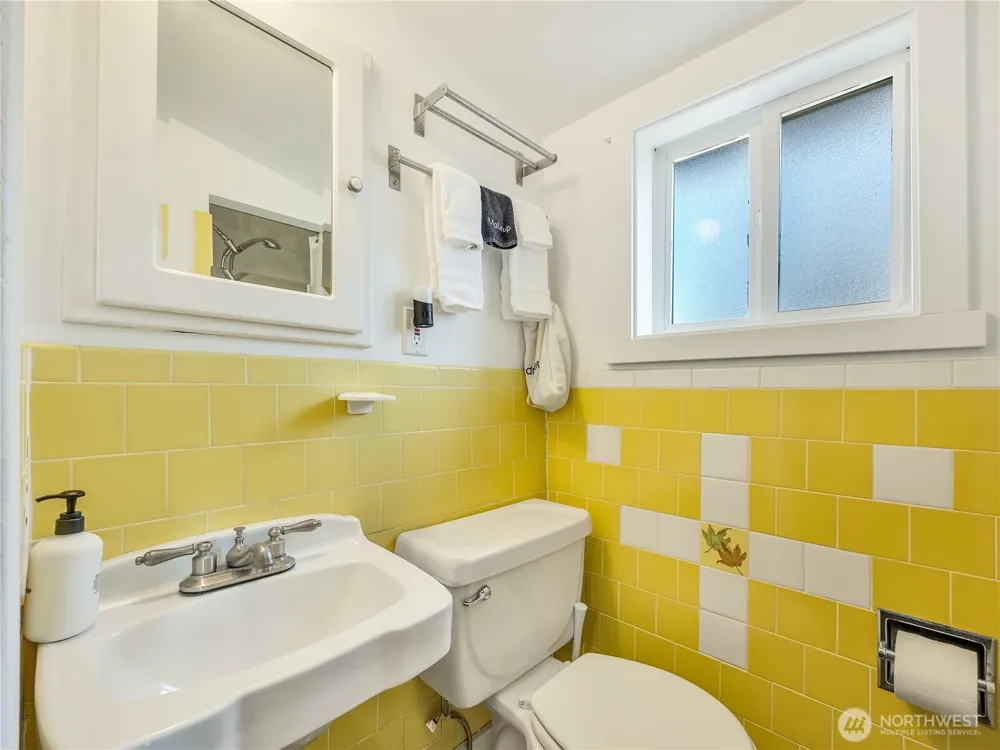 105 Ocean Beach Boulevard S #8 Long Beach, WA 98631