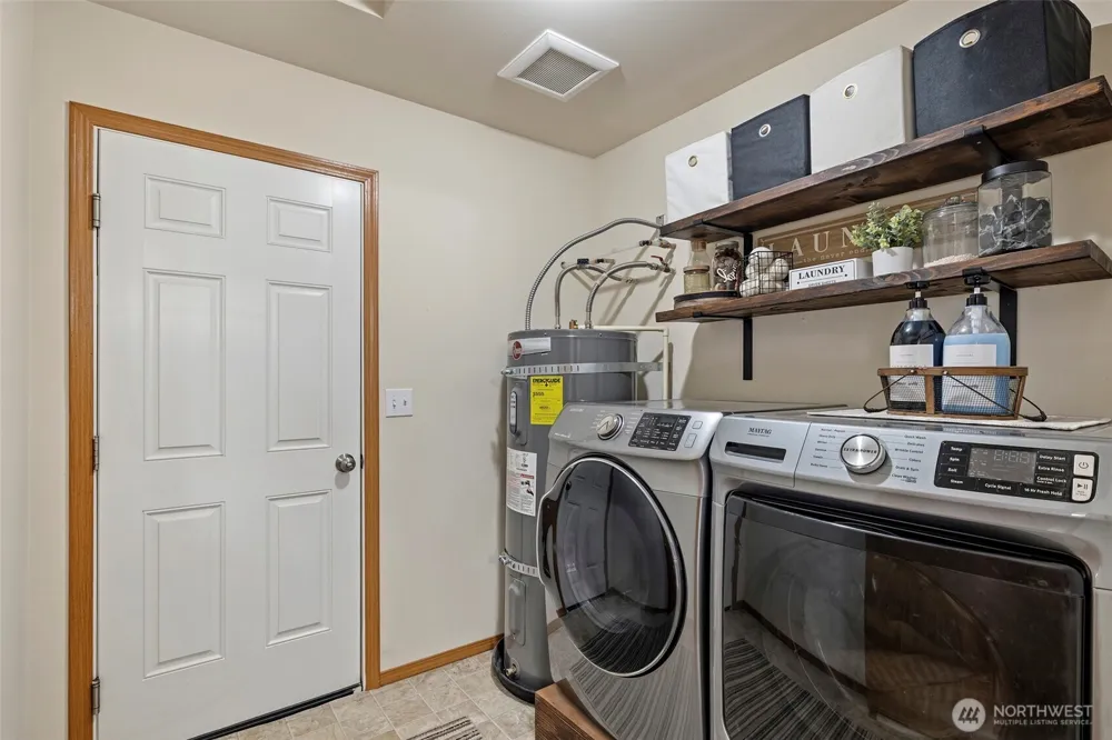 200 W Pleasant Avenue Cashmere, WA 98815