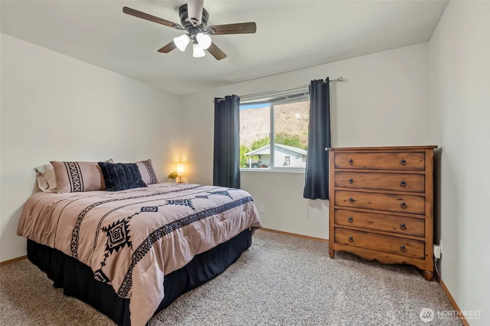 200 W Pleasant Avenue Cashmere, WA 98815