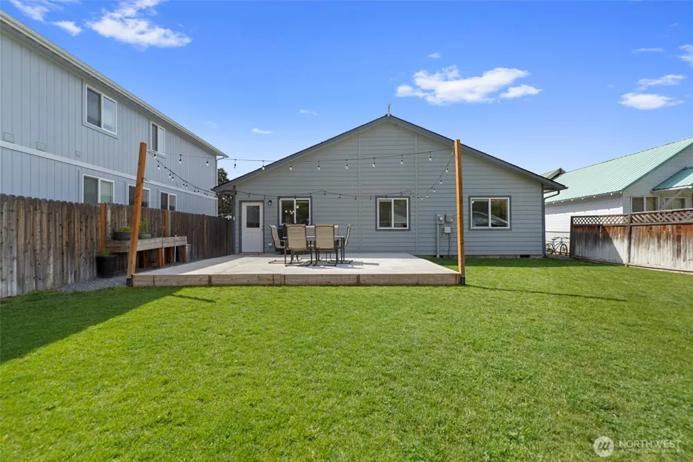 200 W Pleasant Avenue Cashmere, WA 98815