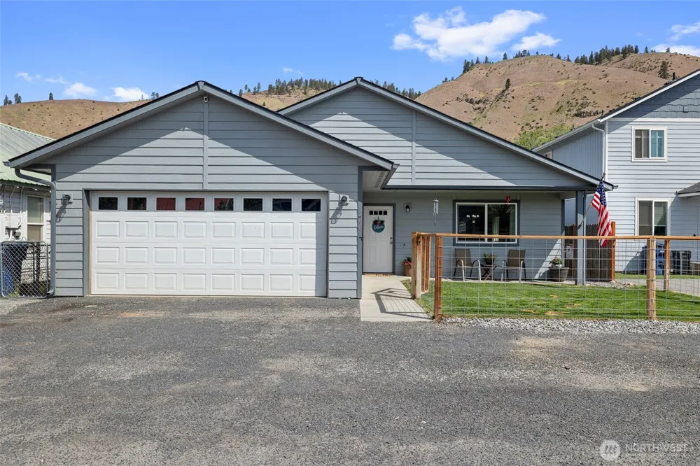 200 W Pleasant Avenue Cashmere, WA 98815