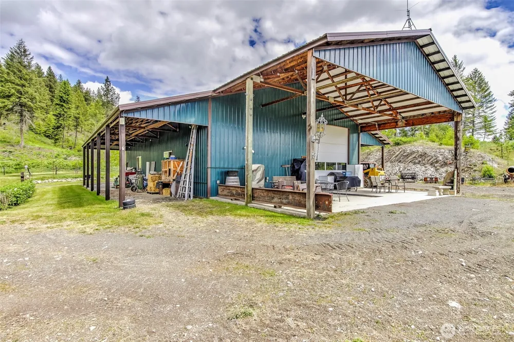 1631 Bonanza Hill Road #P Evans, WA 99126