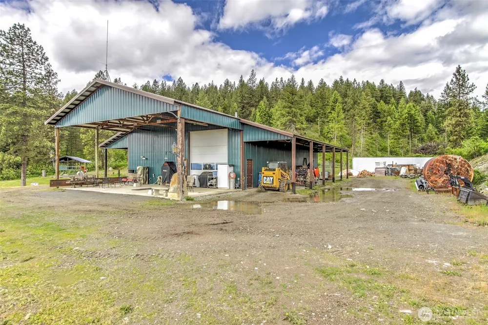 1631 Bonanza Hill Road #P Evans, WA 99126