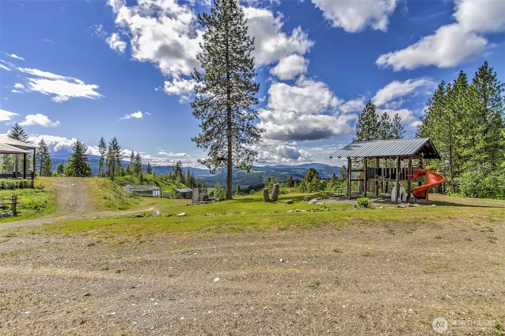 1631 Bonanza Hill Road #P Evans, WA 99126