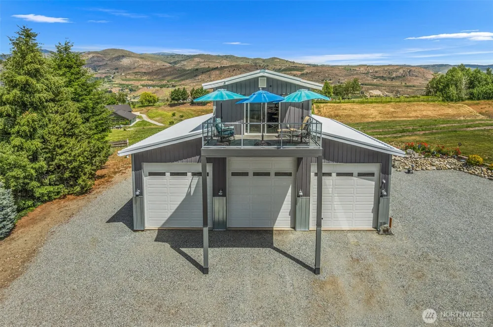 163 Gobblers Knob Manson, WA 98831