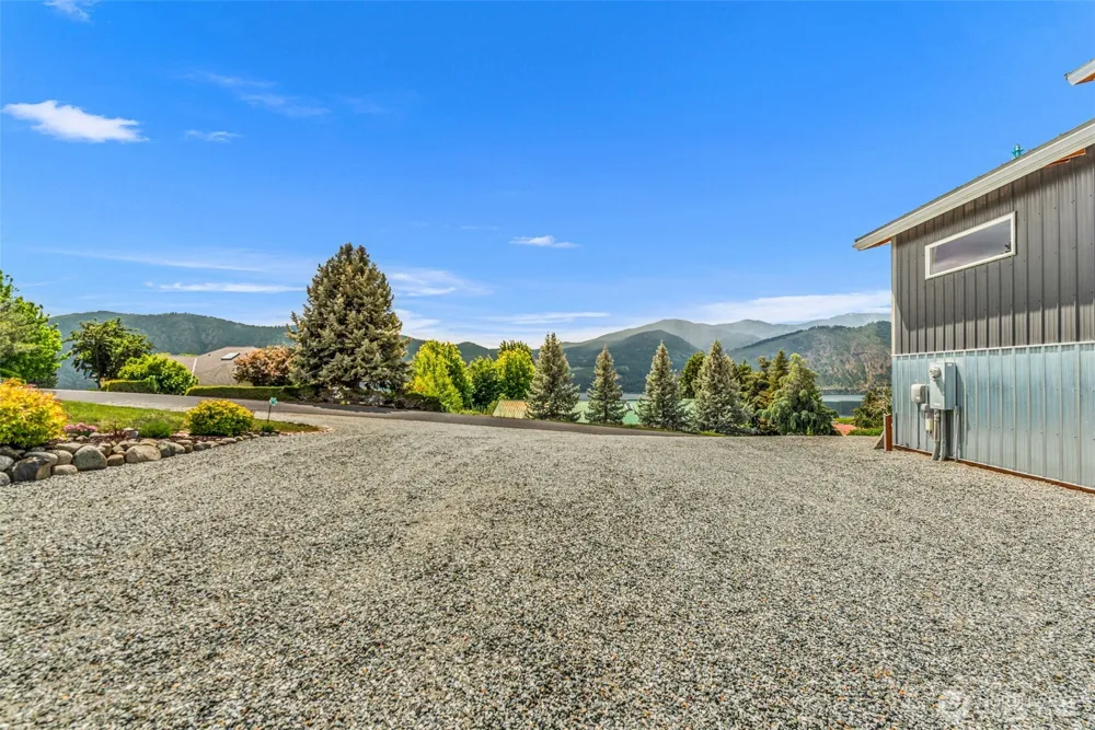 163 Gobblers Knob Manson, WA 98831