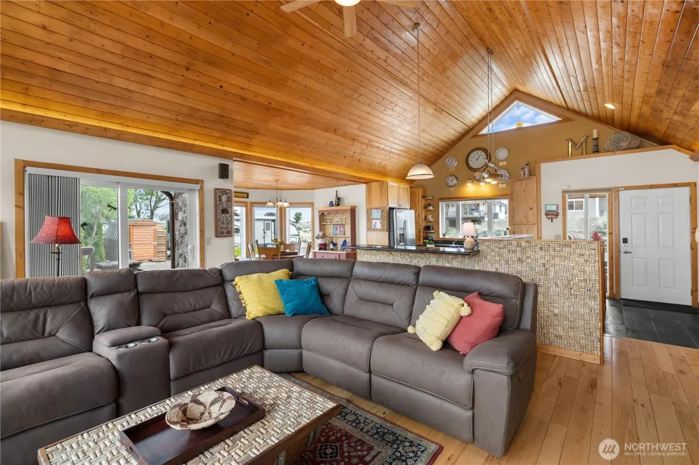 418 Summer Place SW Mattawa, WA 99349