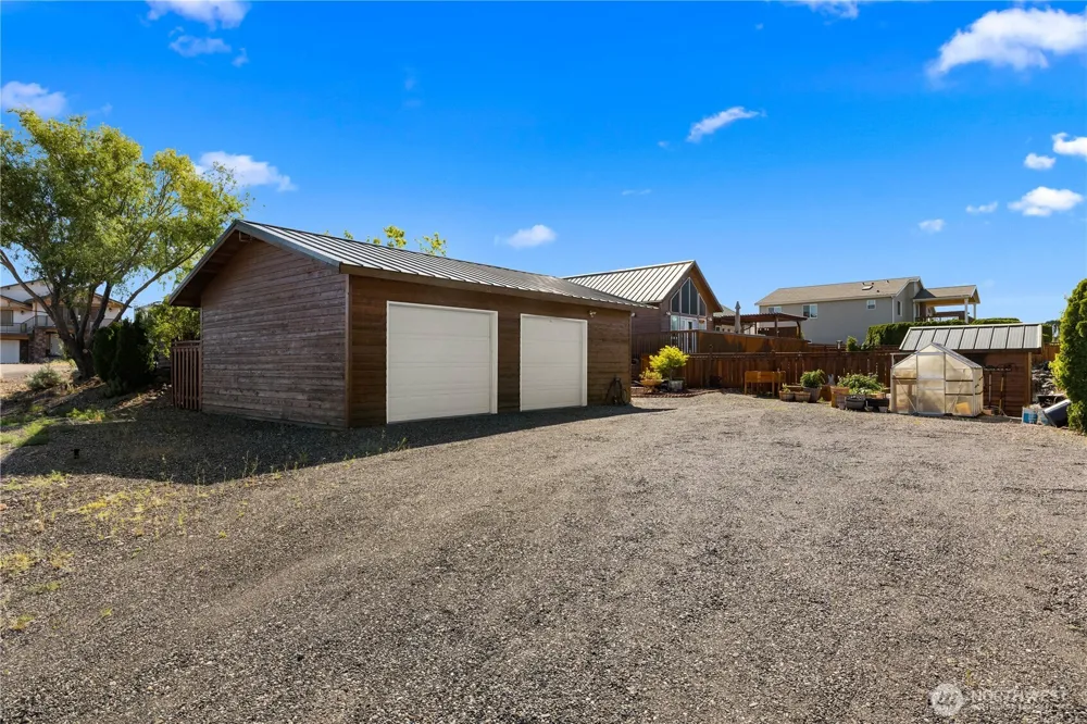 418 Summer Place SW Mattawa, WA 99349