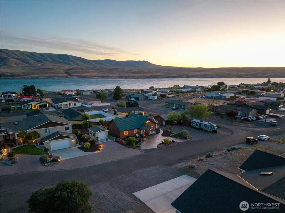 418 Summer Place SW Mattawa, WA 99349