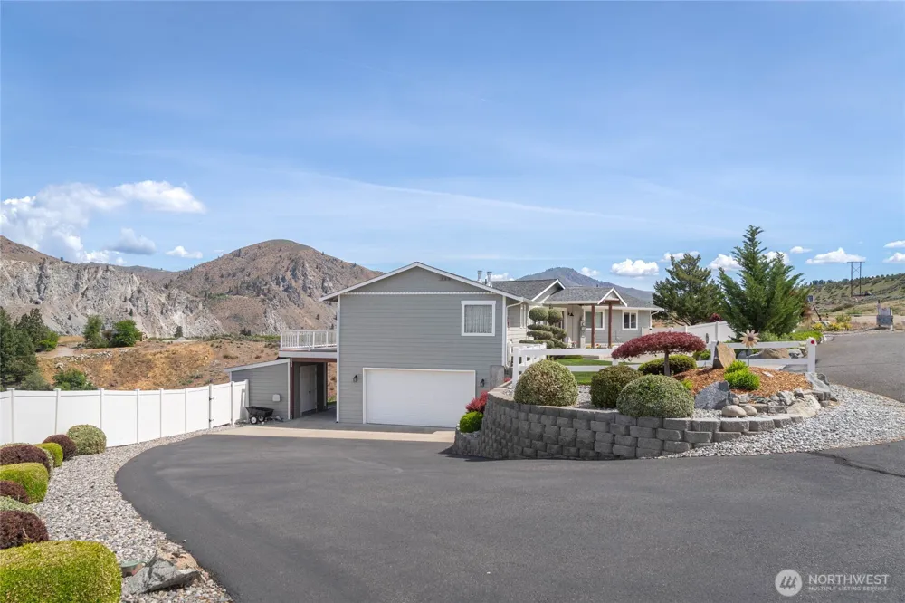 275 E Emerson Drive Orondo, WA 98843