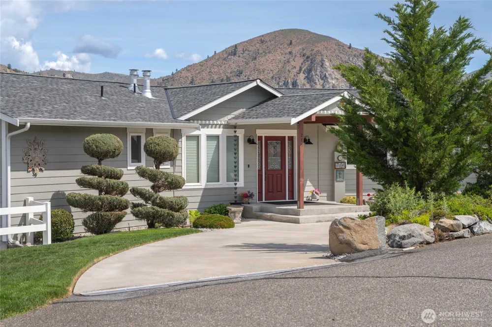 275 E Emerson Drive Orondo, WA 98843