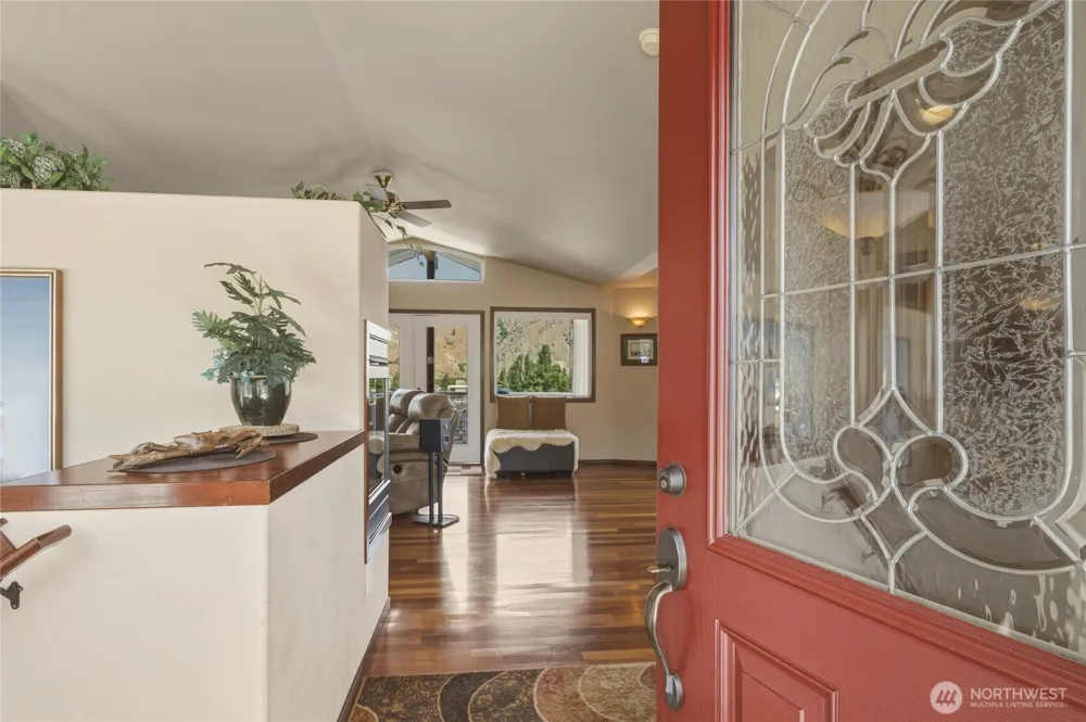 275 E Emerson Drive Orondo, WA 98843